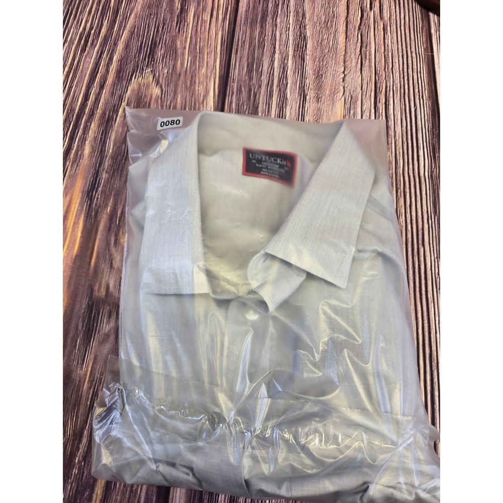 UNTUCKit Light Blue Short Sleeve Button-Down Shirt - Picture 8 of 8